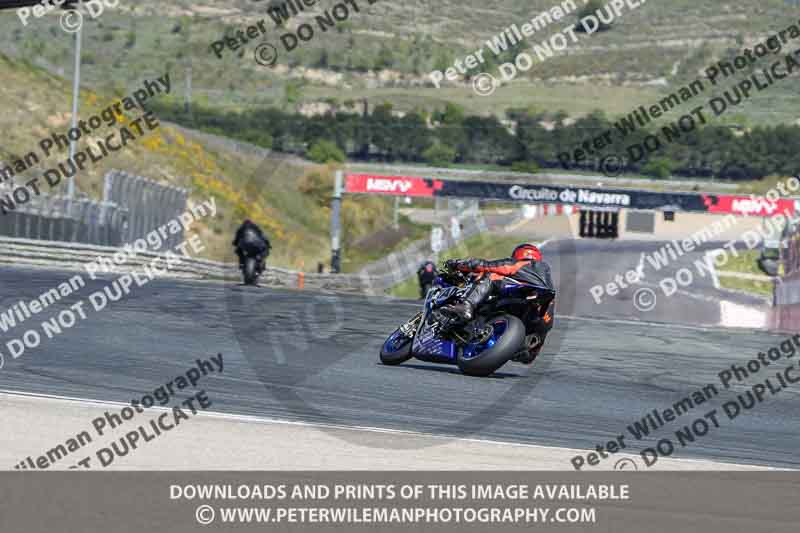 cadwell no limits trackday;cadwell park;cadwell park photographs;cadwell trackday photographs;enduro digital images;event digital images;eventdigitalimages;navarra;no limits trackdays;peter wileman photography;racing digital images;trackday digital images;trackday photos